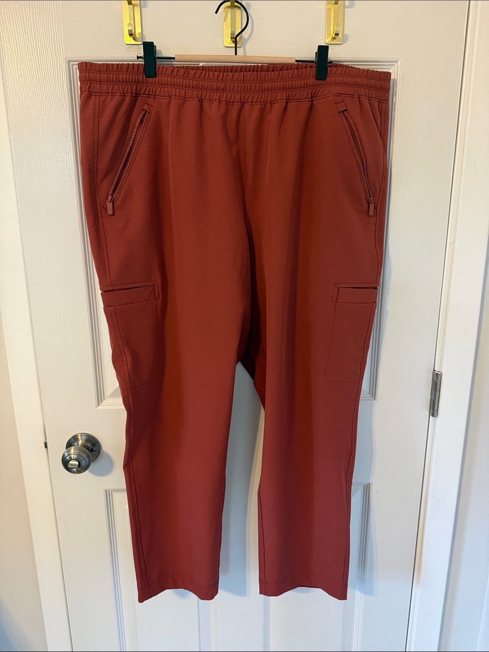 Old Navy Casual Pants in Rust
